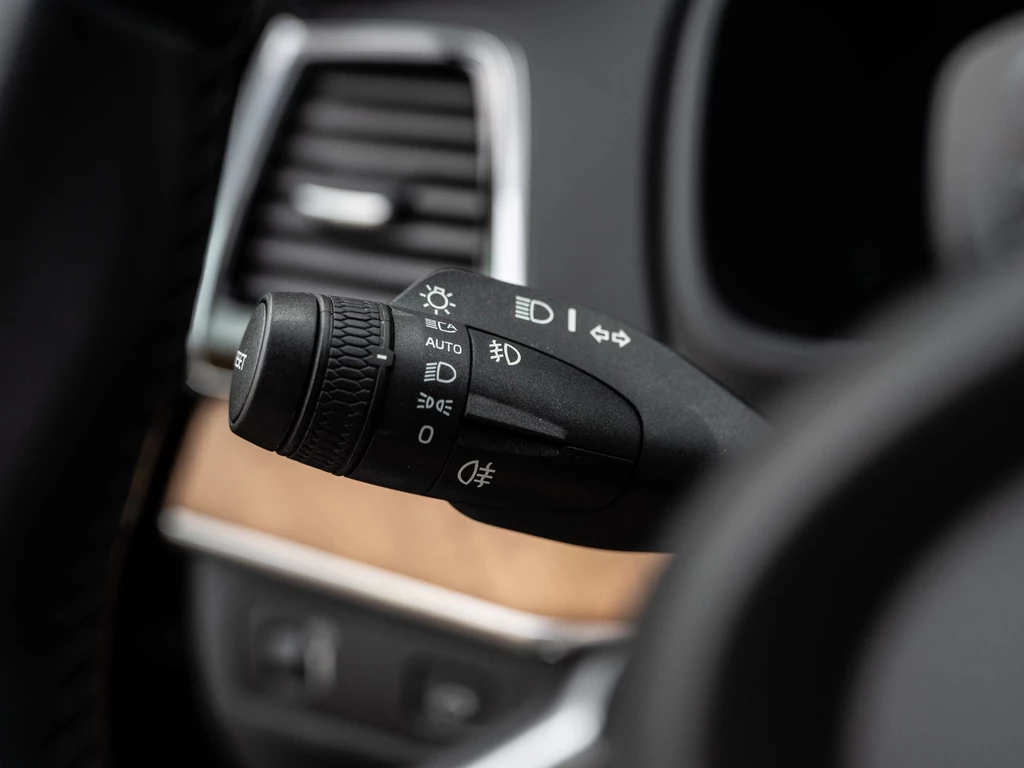 Volvo XC90 – foto 36