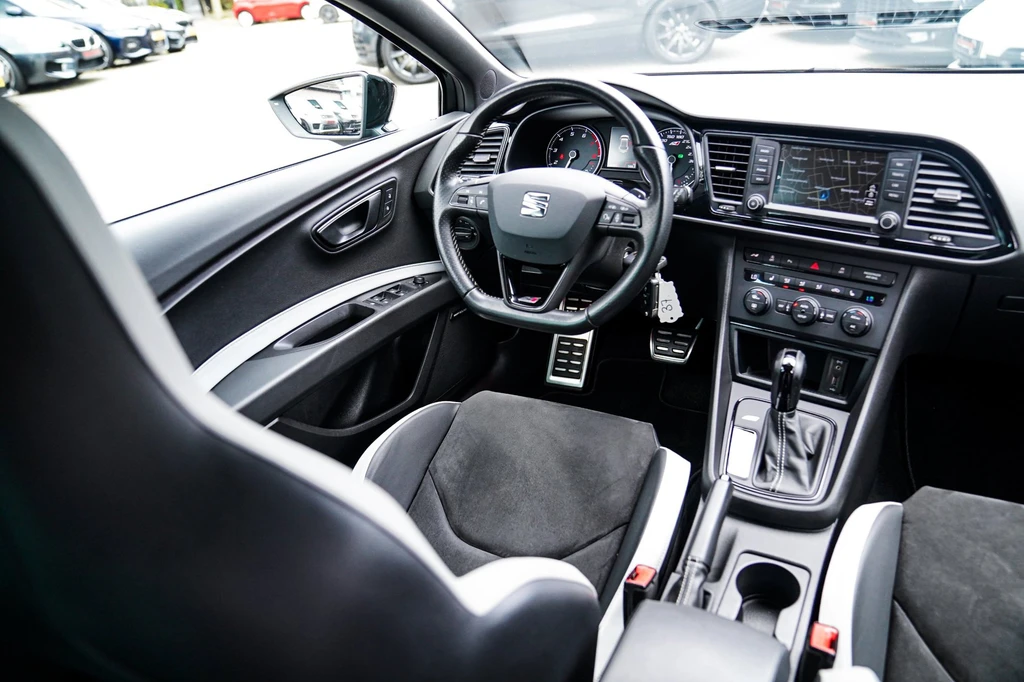 SEAT Leon – foto 23