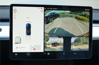 Tesla Model Y – thumbnail 25