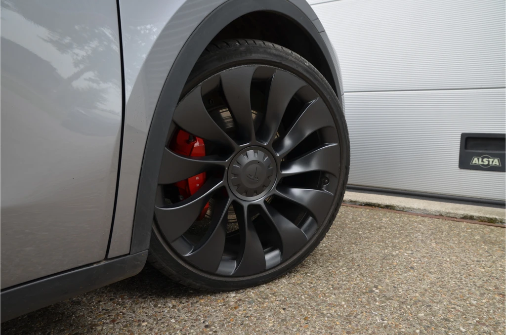 Tesla Model Y – foto 9