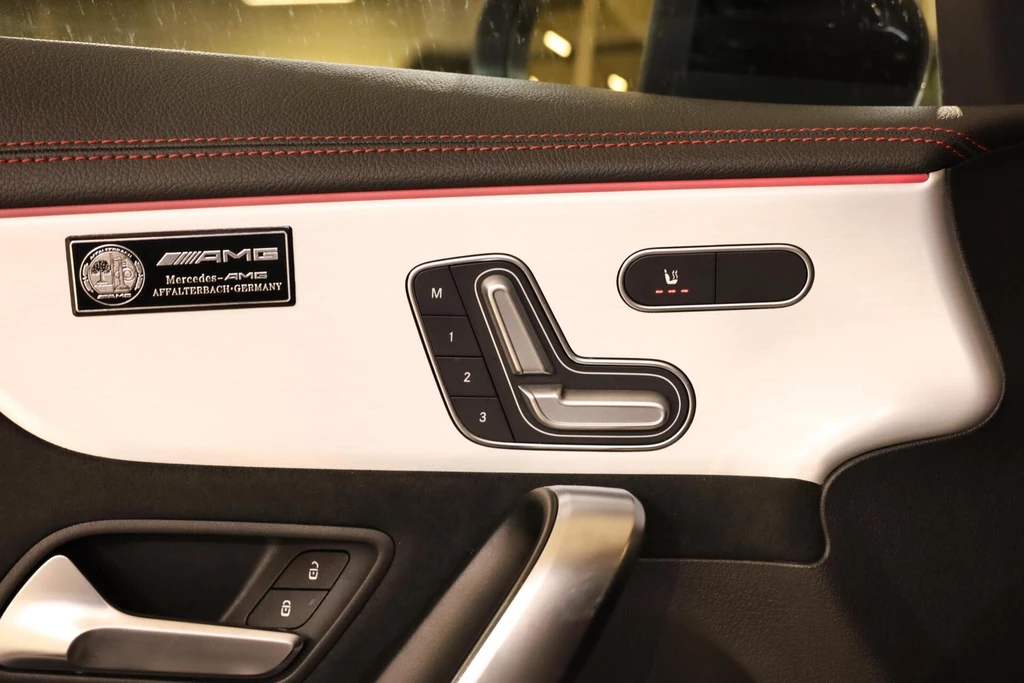 Mercedes-Benz CLA – foto 17