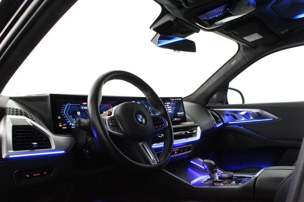 BMW XM – foto 13