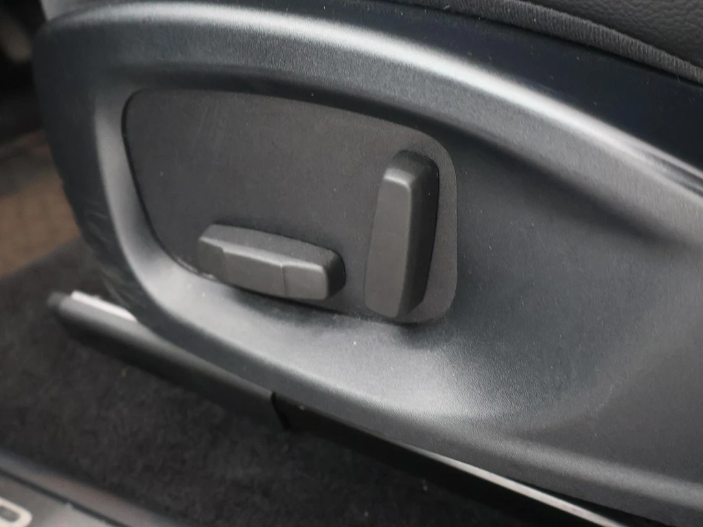 Jaguar E-PACE – foto 27