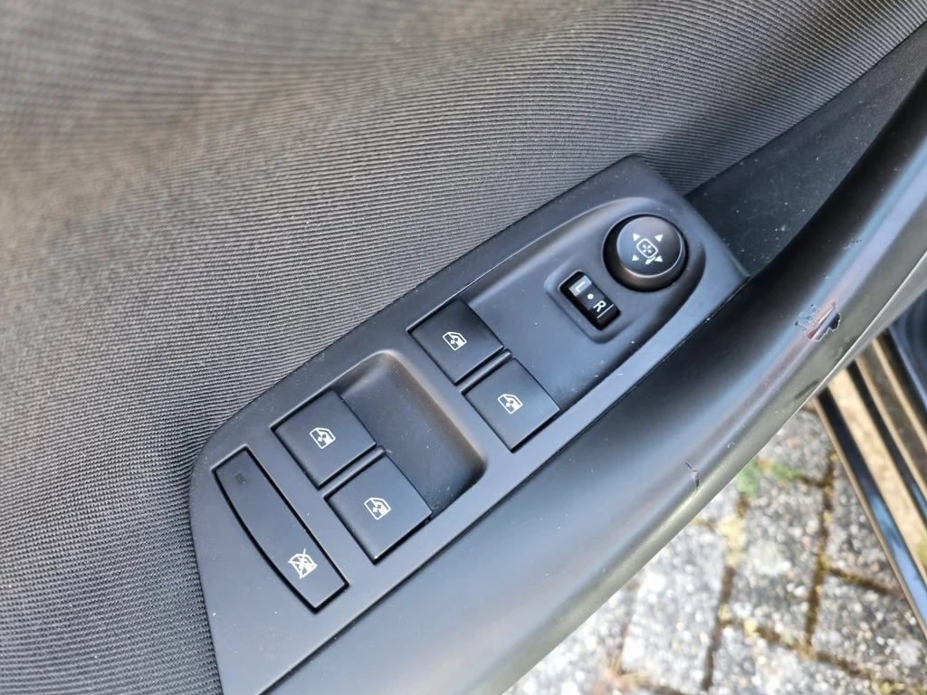 Opel Astra – foto 22