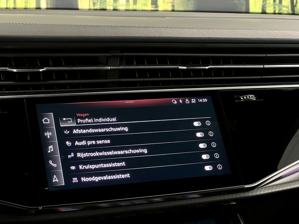 Audi RSQ8 – foto 15