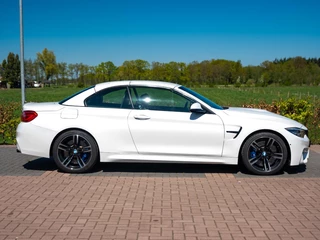BMW M4 – thumbnail 18