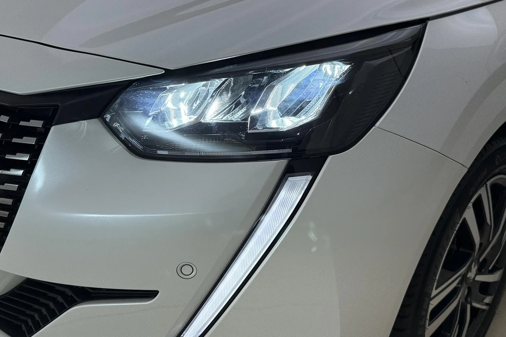 Peugeot 208 – foto 36