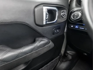 Jeep Wrangler – thumbnail 32