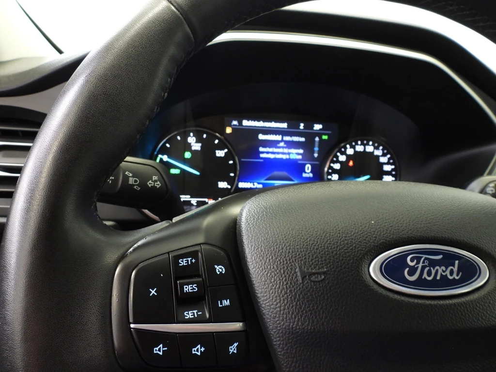 Ford Kuga – foto 16