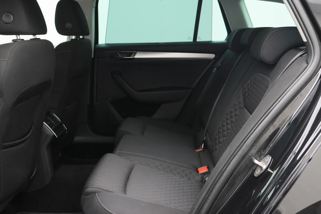 Škoda Superb – foto 22