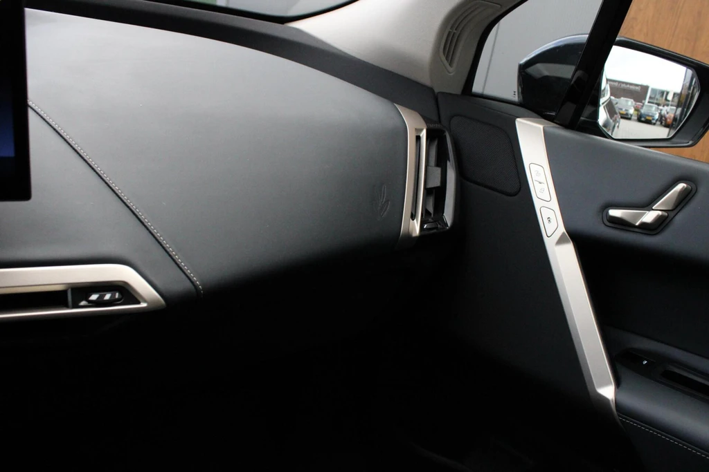 BMW iX – foto 35