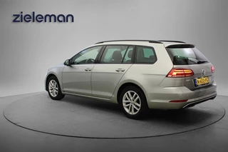 Volkswagen Golf – thumbnail 3