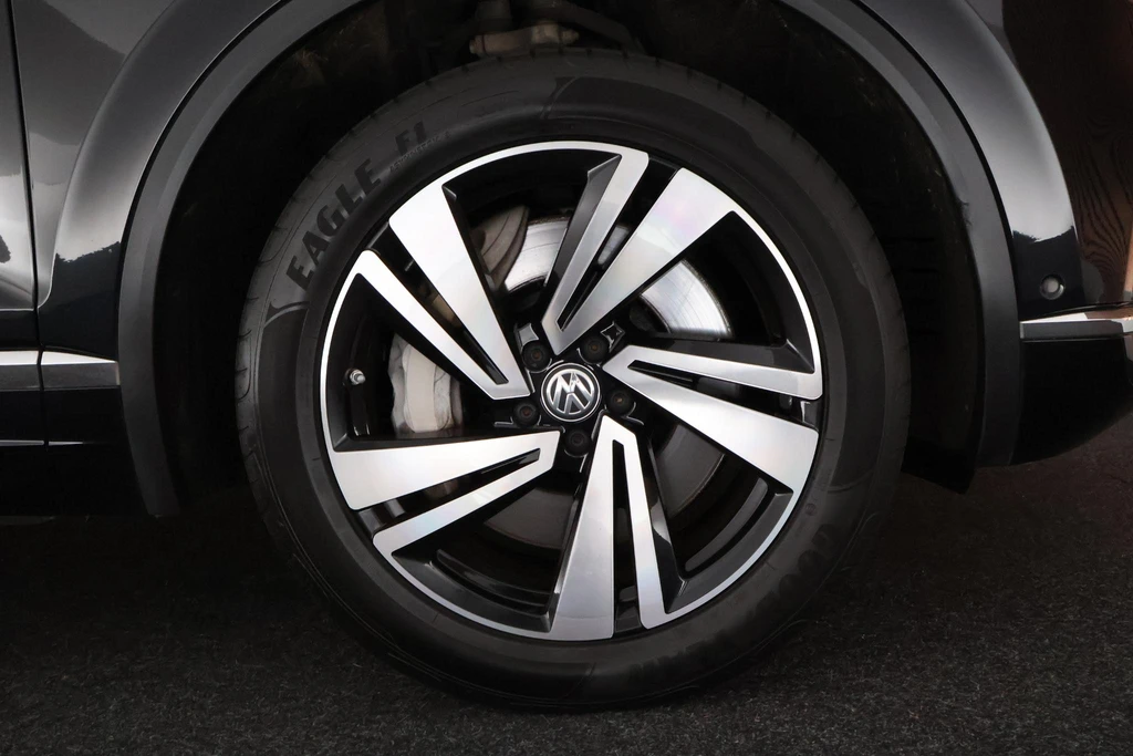Volkswagen Touareg – foto 58