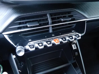 Peugeot 2008 – thumbnail 32