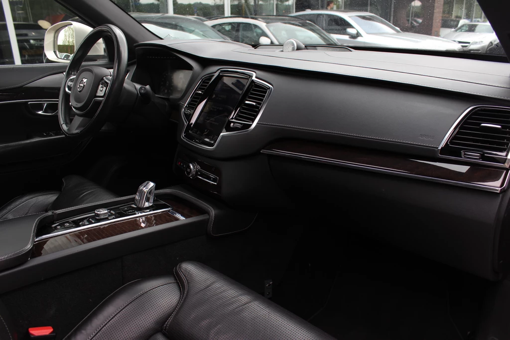 Volvo XC90 – foto 16