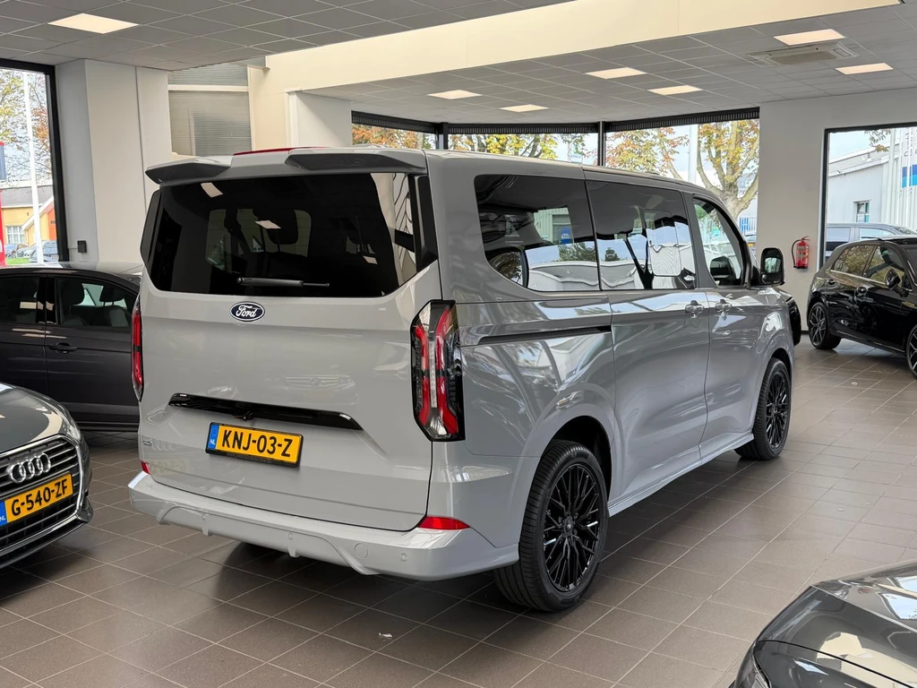 Ford Tourneo Connect – foto 4