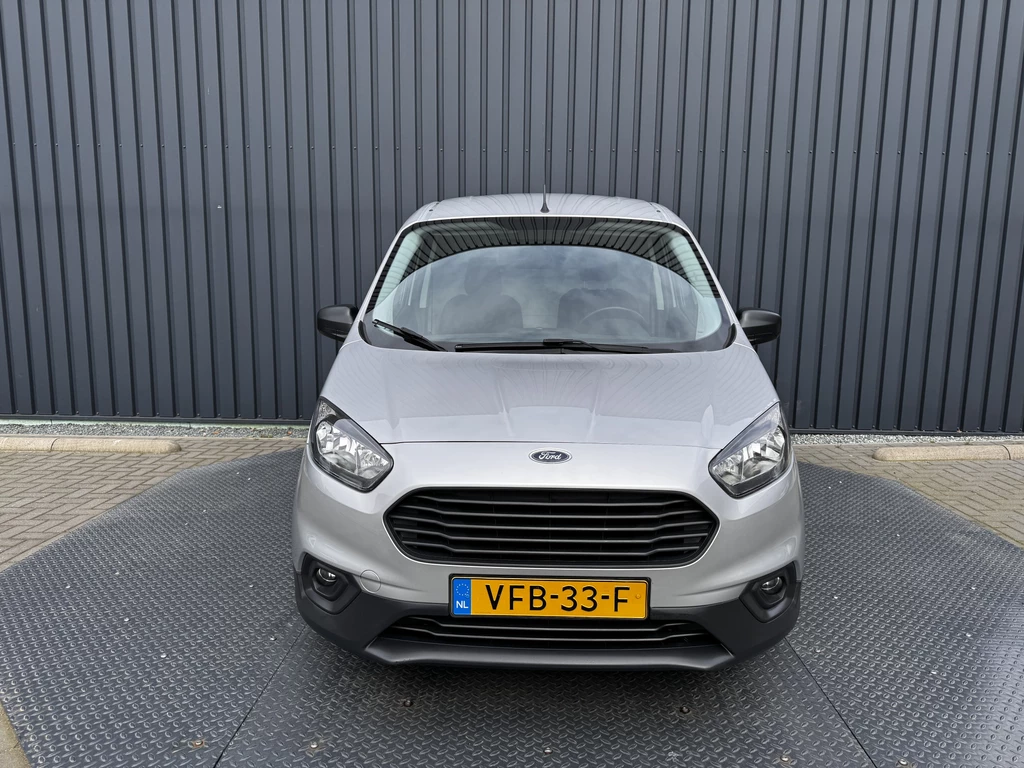 Ford Transit Courier – foto 18