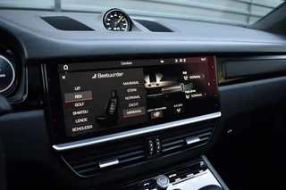 Porsche Cayenne – thumbnail 18