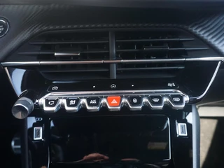 Peugeot 208 – thumbnail 30