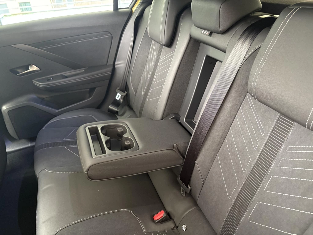 Opel Astra – foto 33