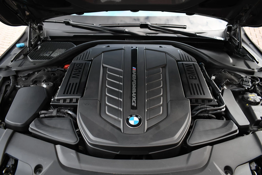 BMW 7 Serie – foto 90
