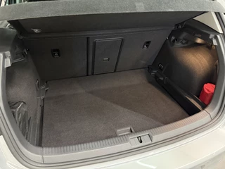 Volkswagen Golf – thumbnail 52