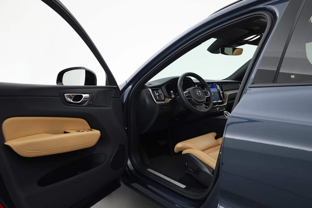 Volvo XC60 – foto 8
