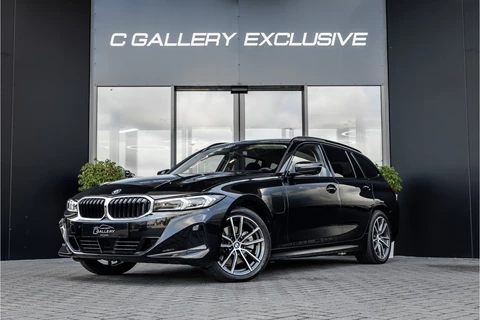 BMW 3 Serie Touring 330e xDrive - Elek. Trekhaak | 360 Camera | ACC