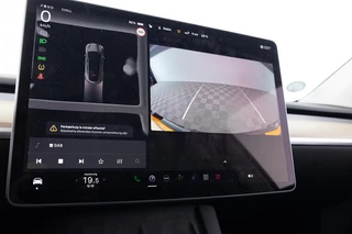 Tesla Model Y – thumbnail 17