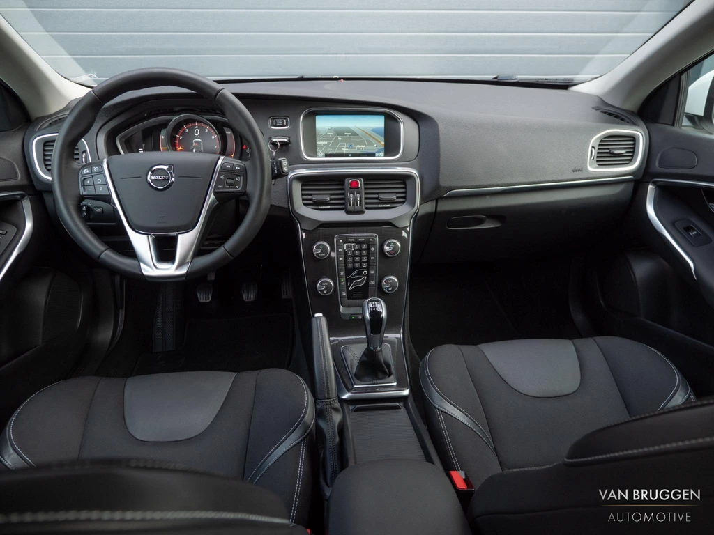 Volvo V40 – foto 16