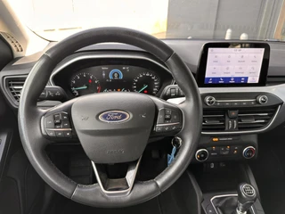 Ford Focus – thumbnail 8