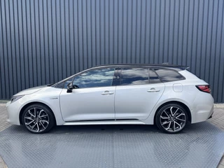 Toyota Corolla Touring Sports – thumbnail 3