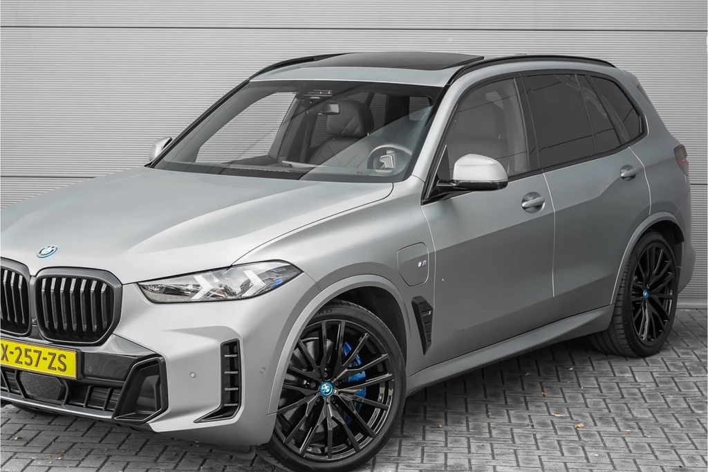 BMW X5 – foto 2
