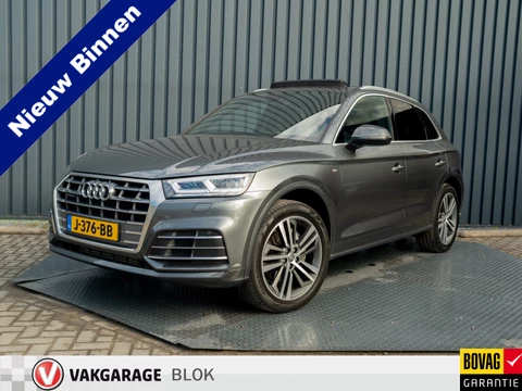 Audi Q5 45 TFSI quattro S edition | Panodak | Luchtvering | Apple Carplay/ Android Auto | Elk. A-klep | NL Auto | Prijs Rijklaar!!