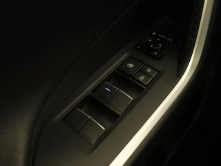 Toyota RAV4 – thumbnail 18