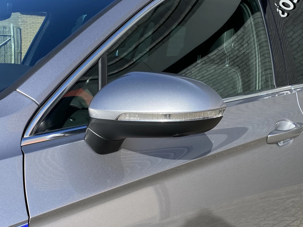 Volkswagen Passat – foto 12