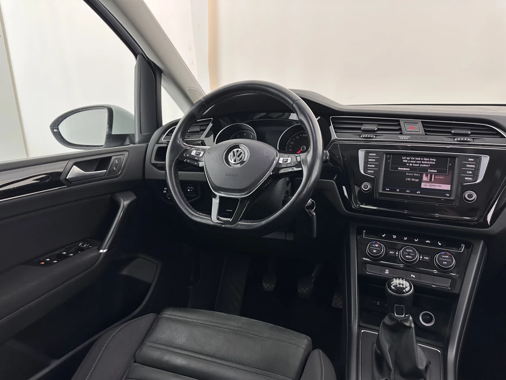 Volkswagen Touran – foto 8