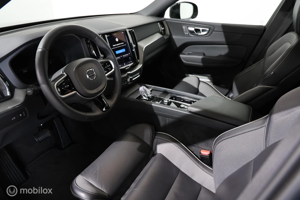 Volvo XC60 – foto 12