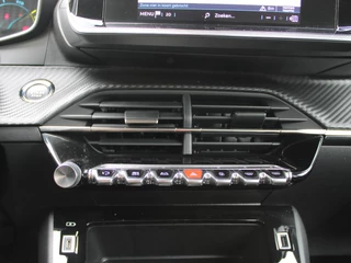Peugeot e-2008 – thumbnail 17