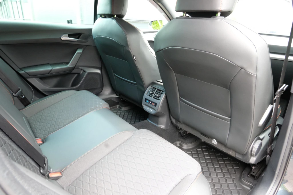 SEAT Leon – foto 15