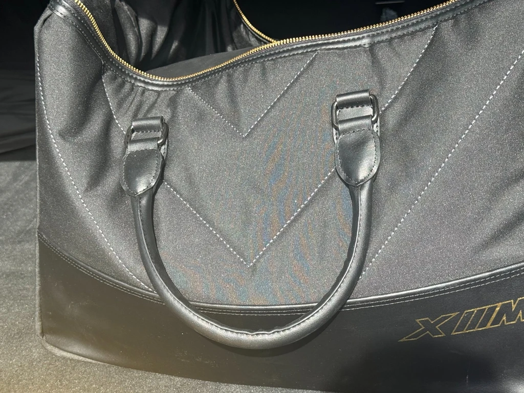 BMW XM – foto 12