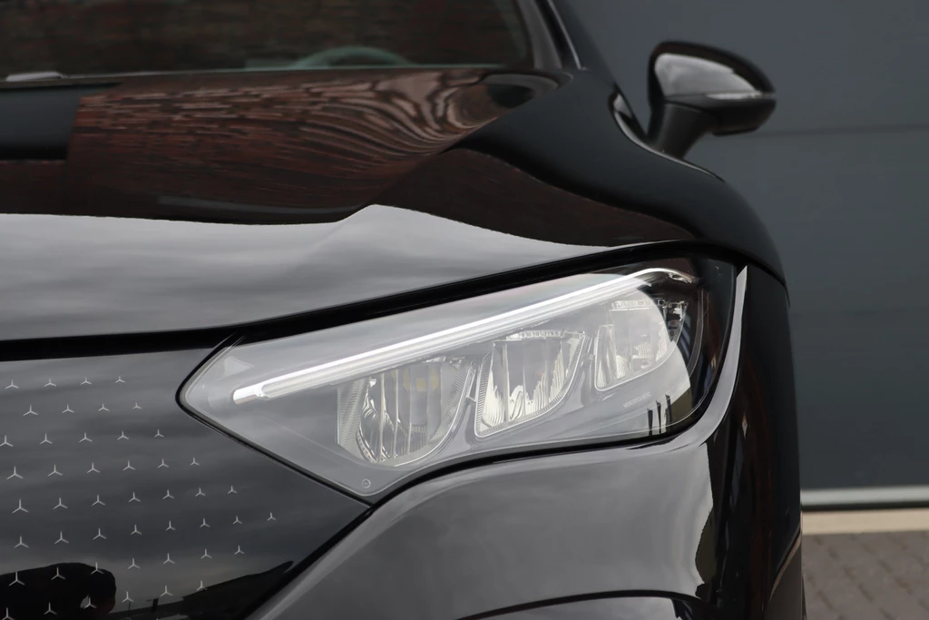 Mercedes-Benz EQE – foto 25