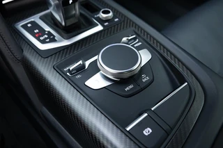 Audi R8 – thumbnail 26