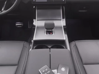 Land Rover Range Rover Velar – thumbnail 27
