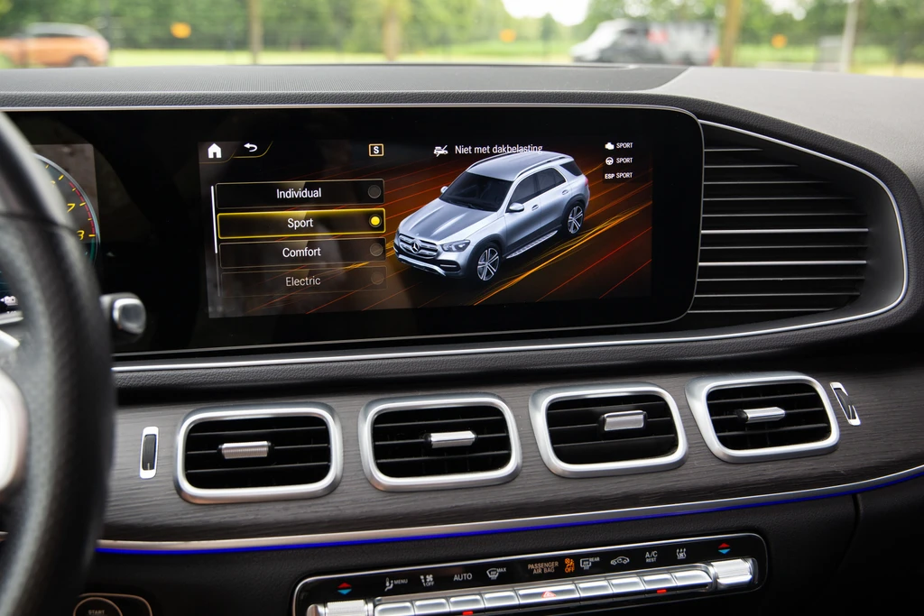 Mercedes-Benz GLE – foto 21