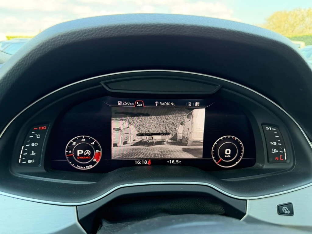 Audi SQ7 – foto 18