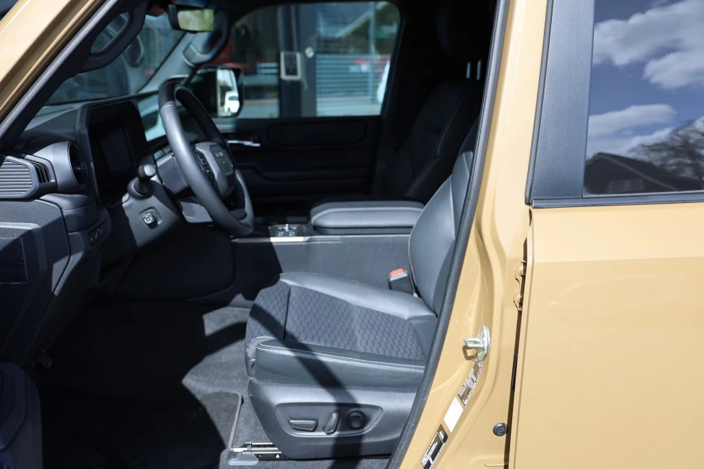 Toyota Land Cruiser – foto 12
