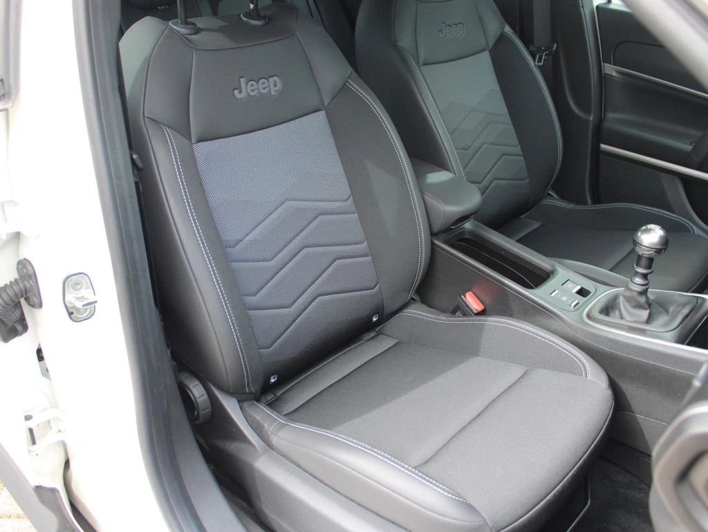 Jeep Avenger – foto 13