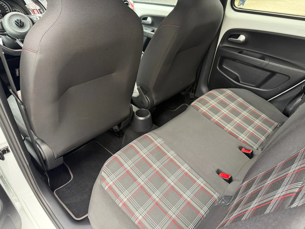 Volkswagen up! – foto 32
