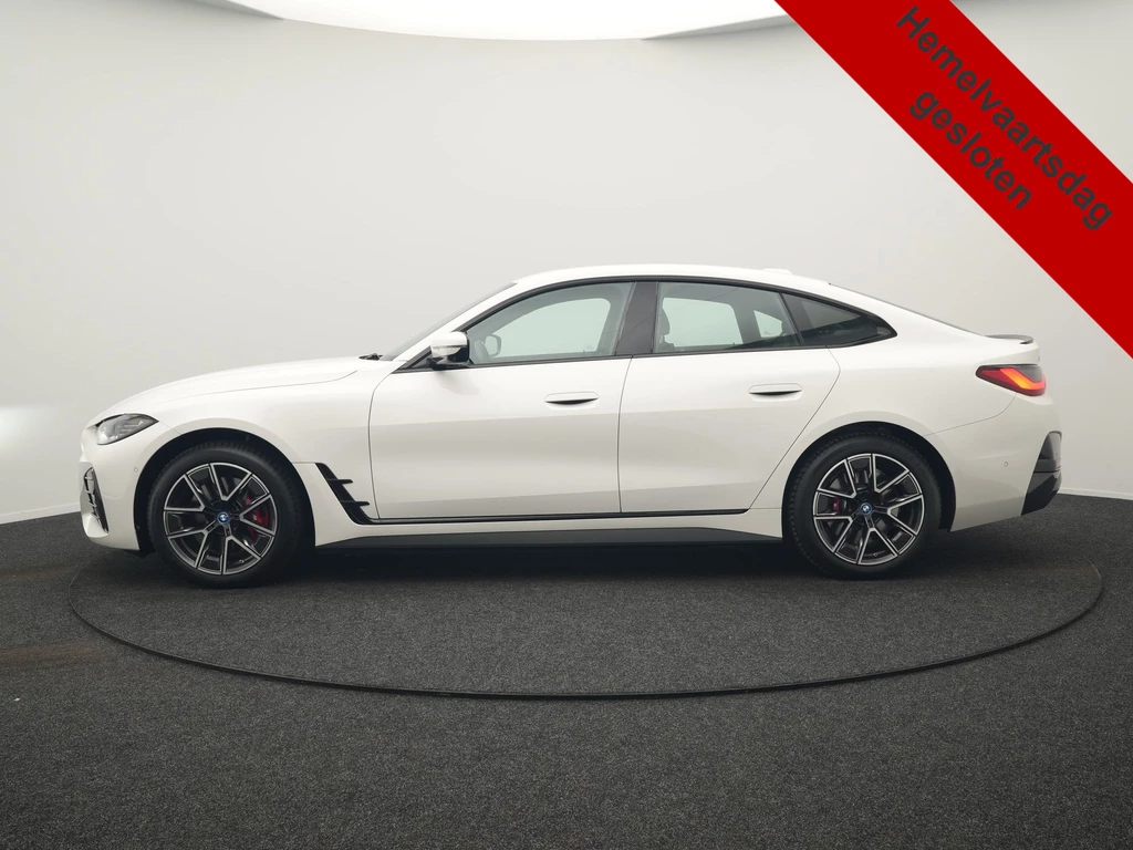 BMW i4 – foto 3